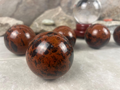 Oregon Mahogany Obsidian Sphere: Reflective Stone Decor, Focus Aid