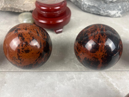 Oregon Mahogany Obsidian Sphere: Reflective Stone Decor, Focus Aid
