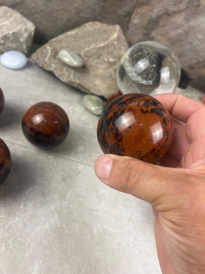 Oregon Mahogany Obsidian Sphere: Reflective Stone Decor, Focus Aid