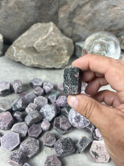 Tanzanian Pink Corundum Sapphire Raw Rough Palm Stone: Carved Crystal for Stress Relief Home Decor Worry Pocket Stress Anxiety Palm Stone