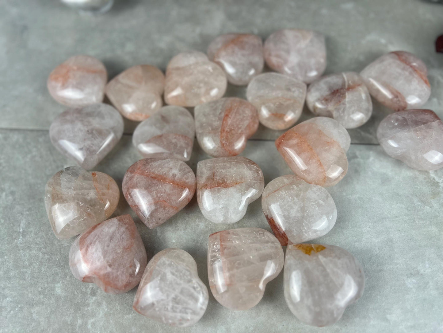 African Lthium Quartz Heart Palm Stone: Crystal Desk Decor with Stand