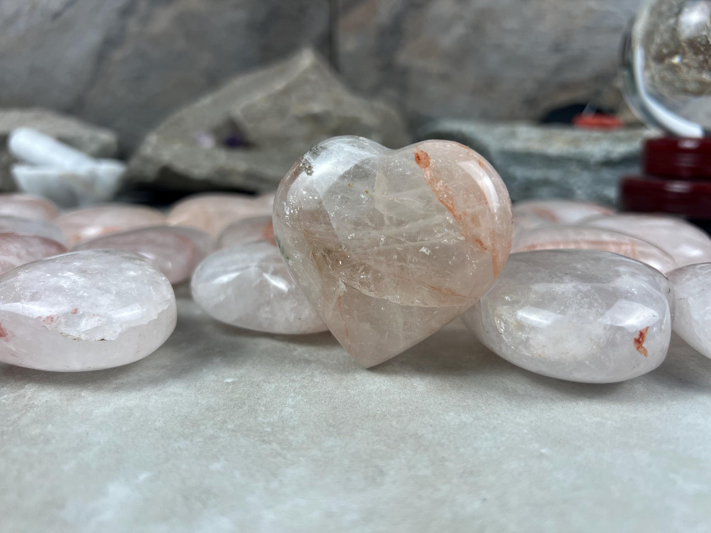 African Lthium Quartz Heart Palm Stone: Crystal Desk Decor with Stand