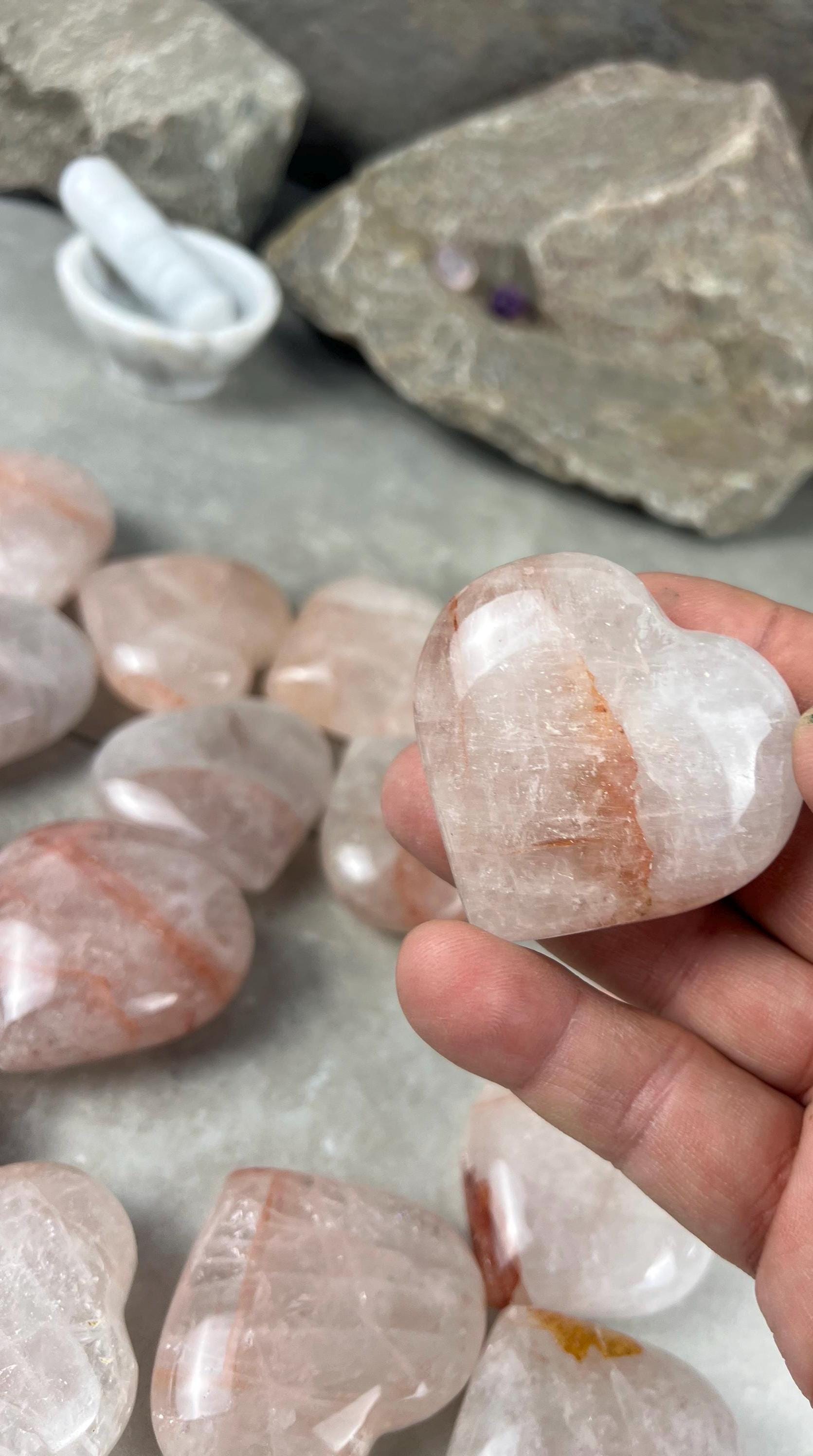 Rare African Lithium Quartz Polished Crystal Hearts Worry Stone Pocket Palm Home Decor Worry Pocket Stress Anxiety Palm Stone