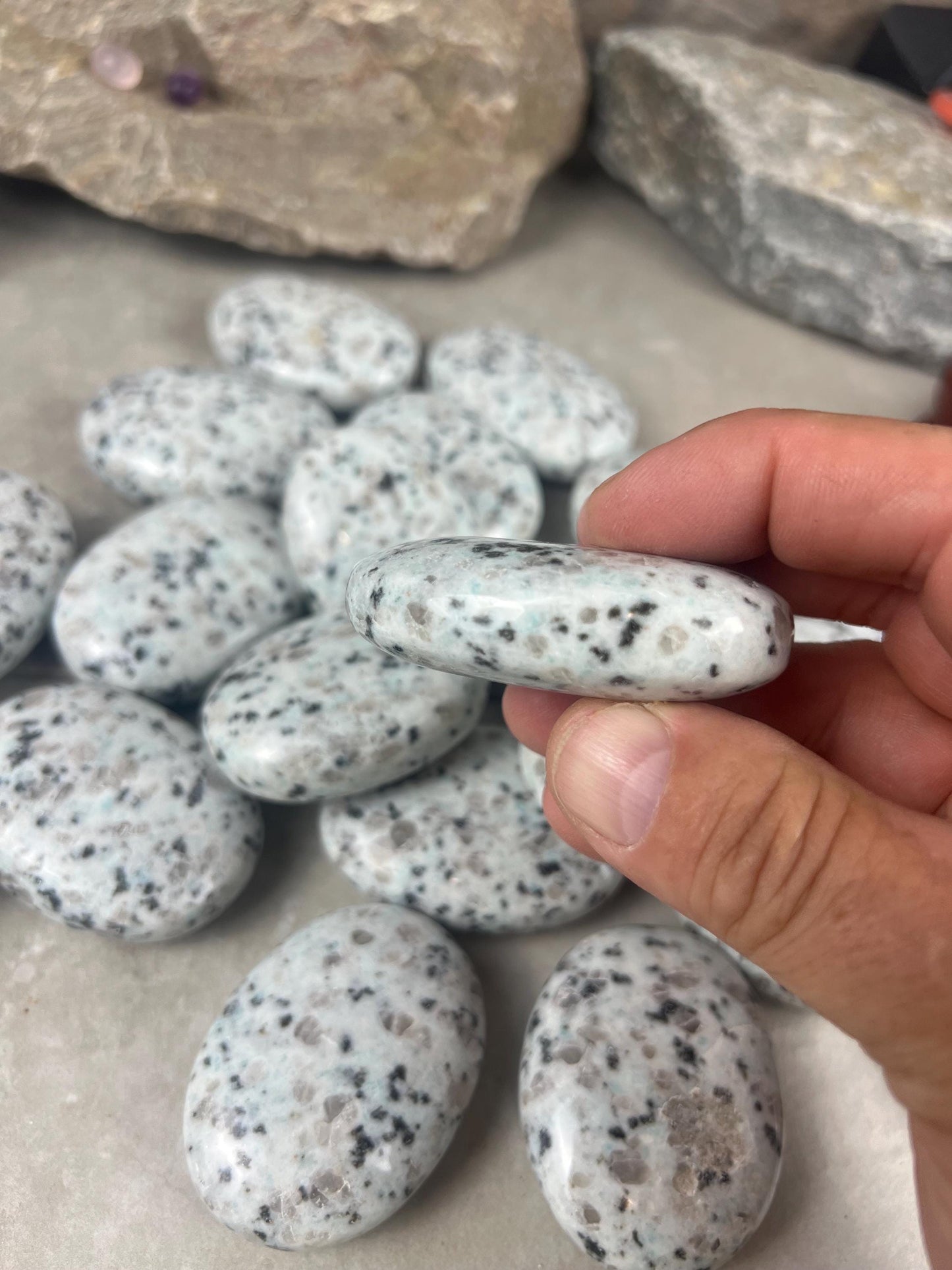 North Coast New Zealand Sesame Jasper Palm Natural Crystal Polished Worry Stone Home Decor Anxiety Pocket Distraction Meditation Christmas