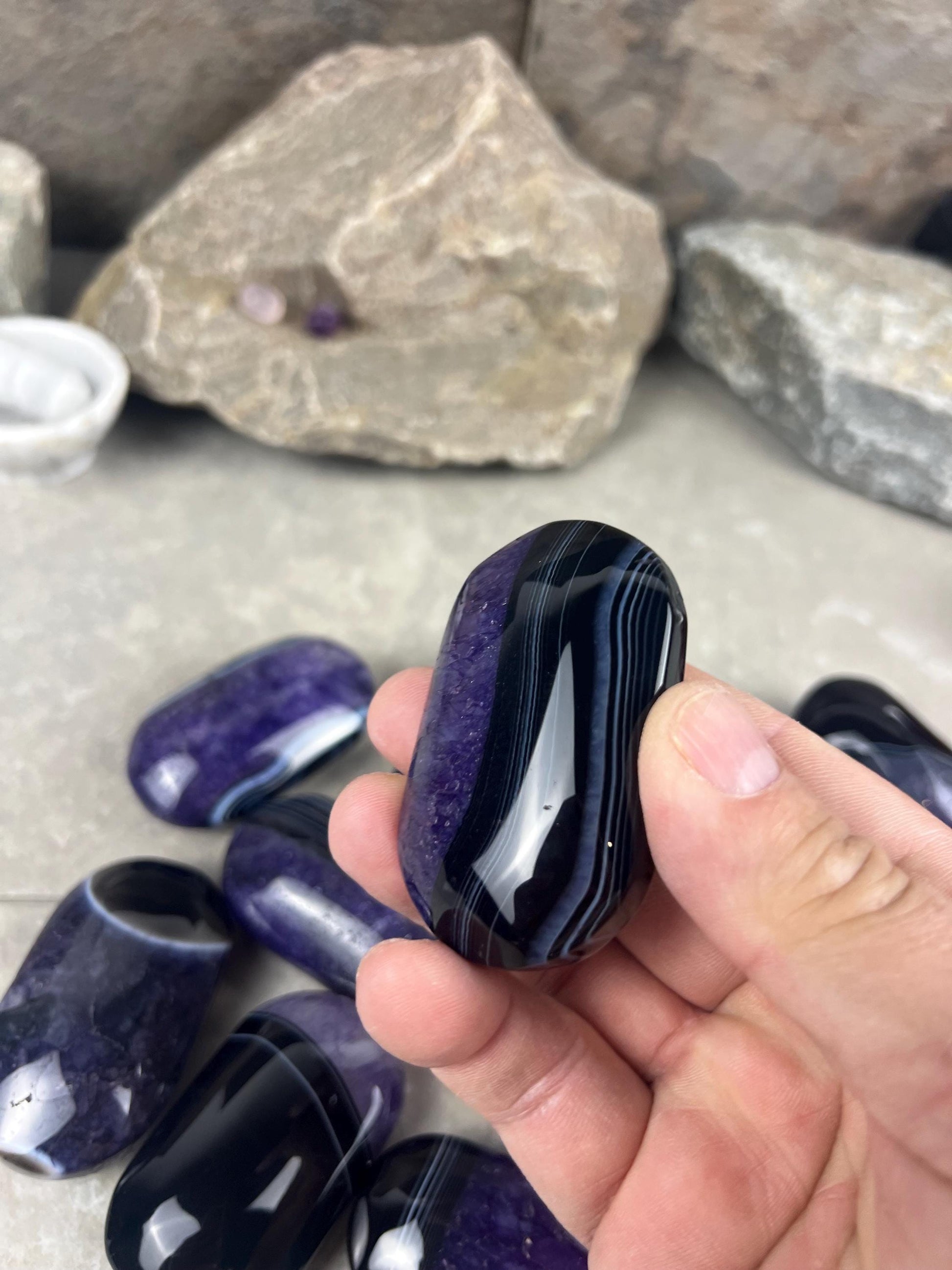 Uruguay Purple Sardonyx Natural Crystal Palm Polished Worry Stone Home Decor Anxiety Pocket Distraction Meditation Gift Birthday Christmas