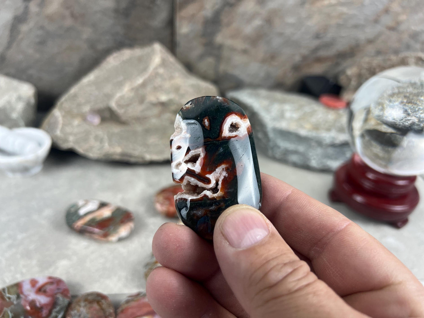 Gujarat Red Moss Agate Natural Crystal Palm Stone Worry Anxiety Distraction Pocket Stone Home Decor Worry Pocket Stress Anxiety Palm Stone