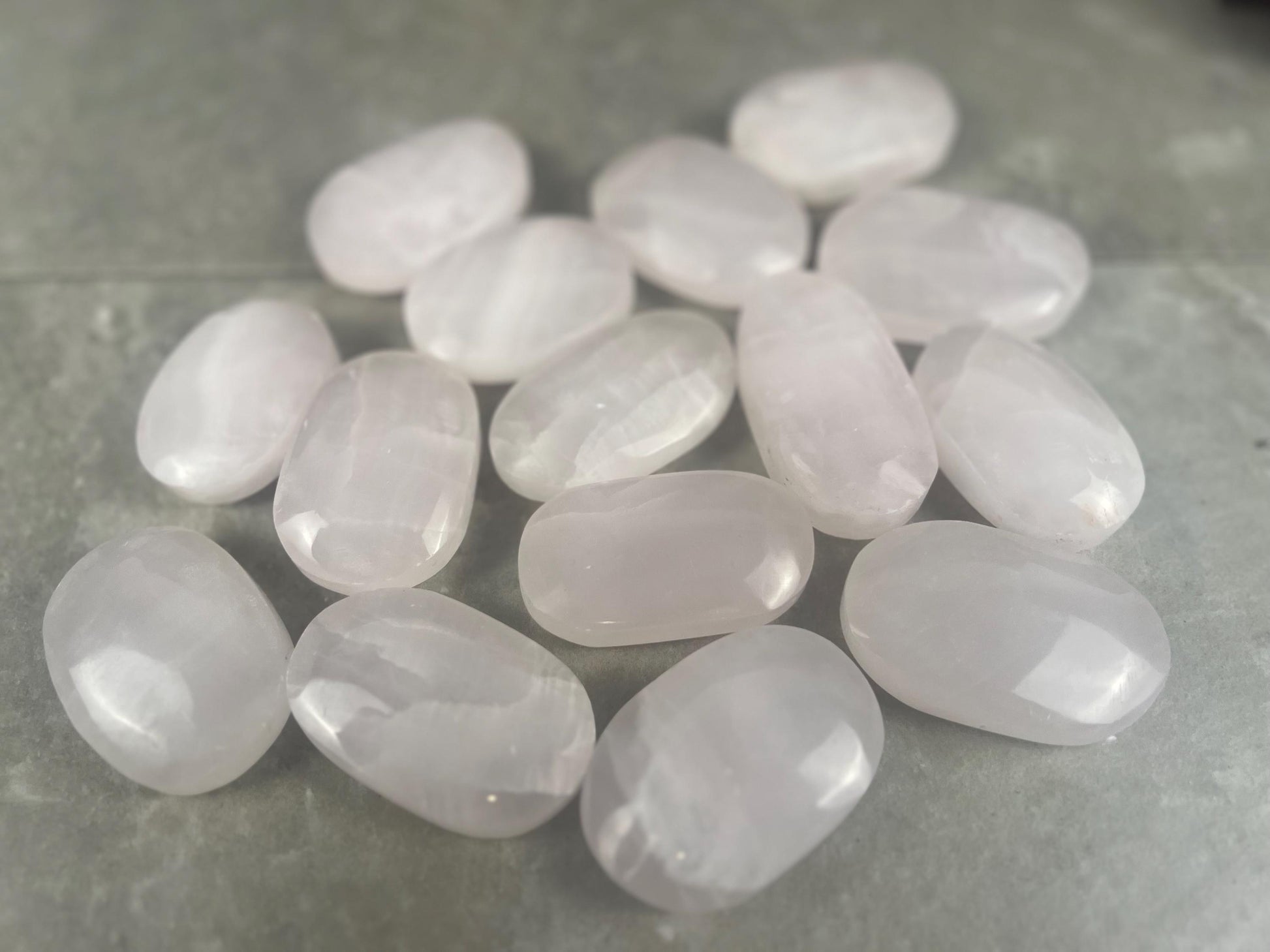 Mangano Calcite Palm Stone Polished Crystal for Meditation & Anxiety Relief Home Decor Worry Pocket Stress Anxiety Palm Stone