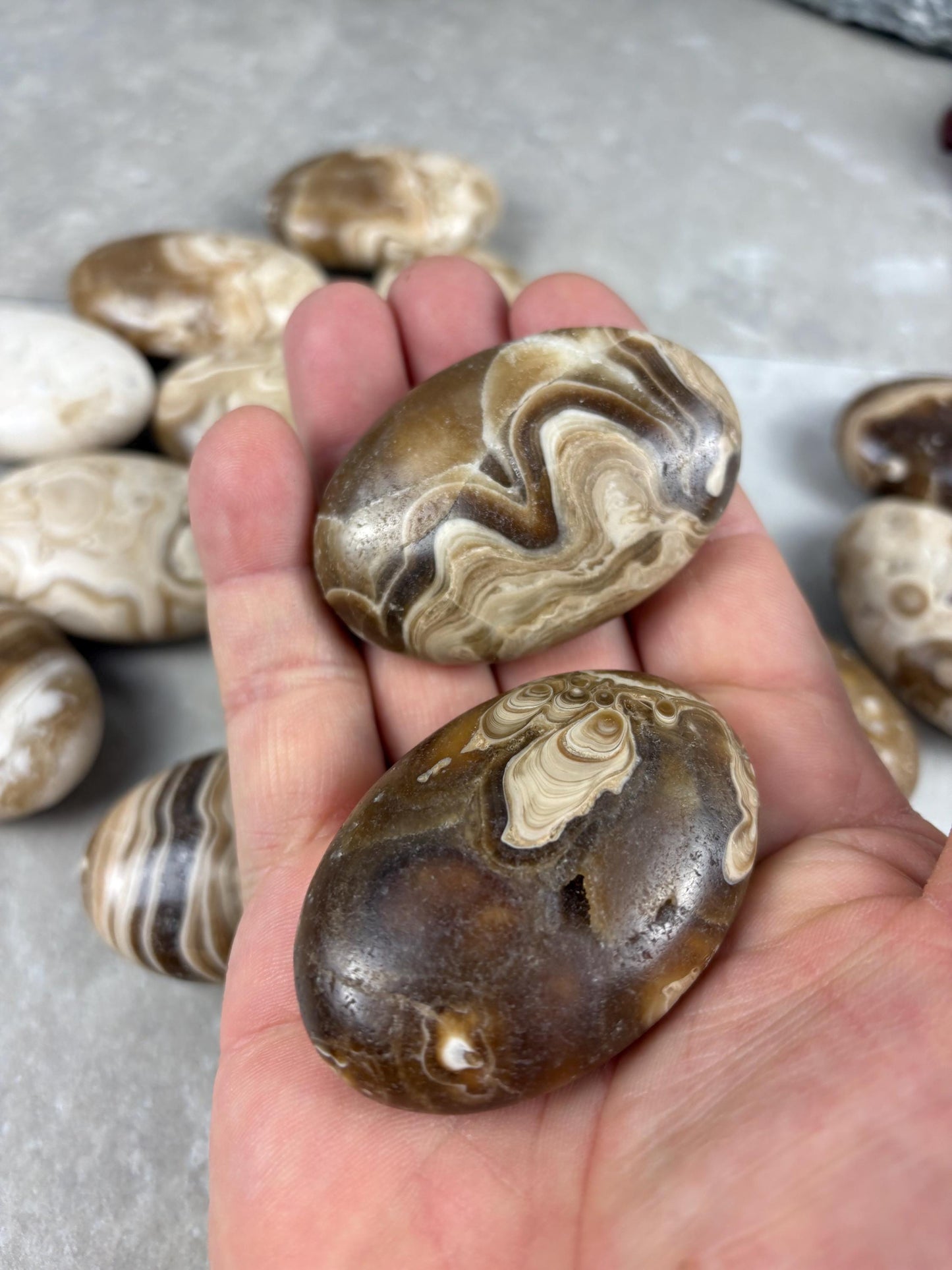 Caramel Quartz Calcite Polished Crystal for Anxiety & Focus Home Decor Worry Pocket Stress Anxiety Palm Stone