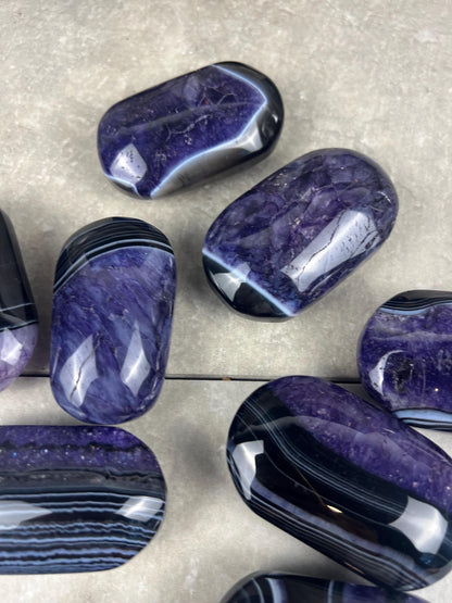 Uruguay Purple Sardonyx Natural Crystal Palm Polished Worry Stone Home Decor Anxiety Pocket Distraction Meditation Gift Birthday Christmas