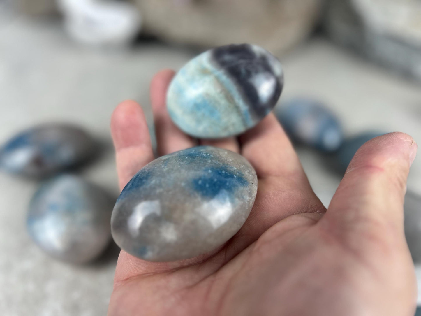 Nigerian Blue Trolleite Natural Polished Palm Stone Polished Crystal for Stress Relief Home Decor Home Decor Anxiety Pocket