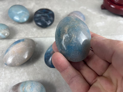 Nigerian Blue Trolleite Natural Polished Palm Stone Polished Crystal for Stress Relief Home Decor Home Decor Anxiety Pocket