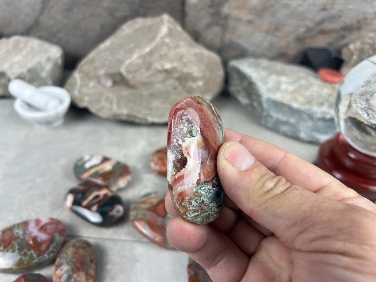Gujarat Red Moss Agate Natural Crystal Palm Stone Worry Anxiety Distraction Pocket Stone Home Decor Worry Pocket Stress Anxiety Palm Stone
