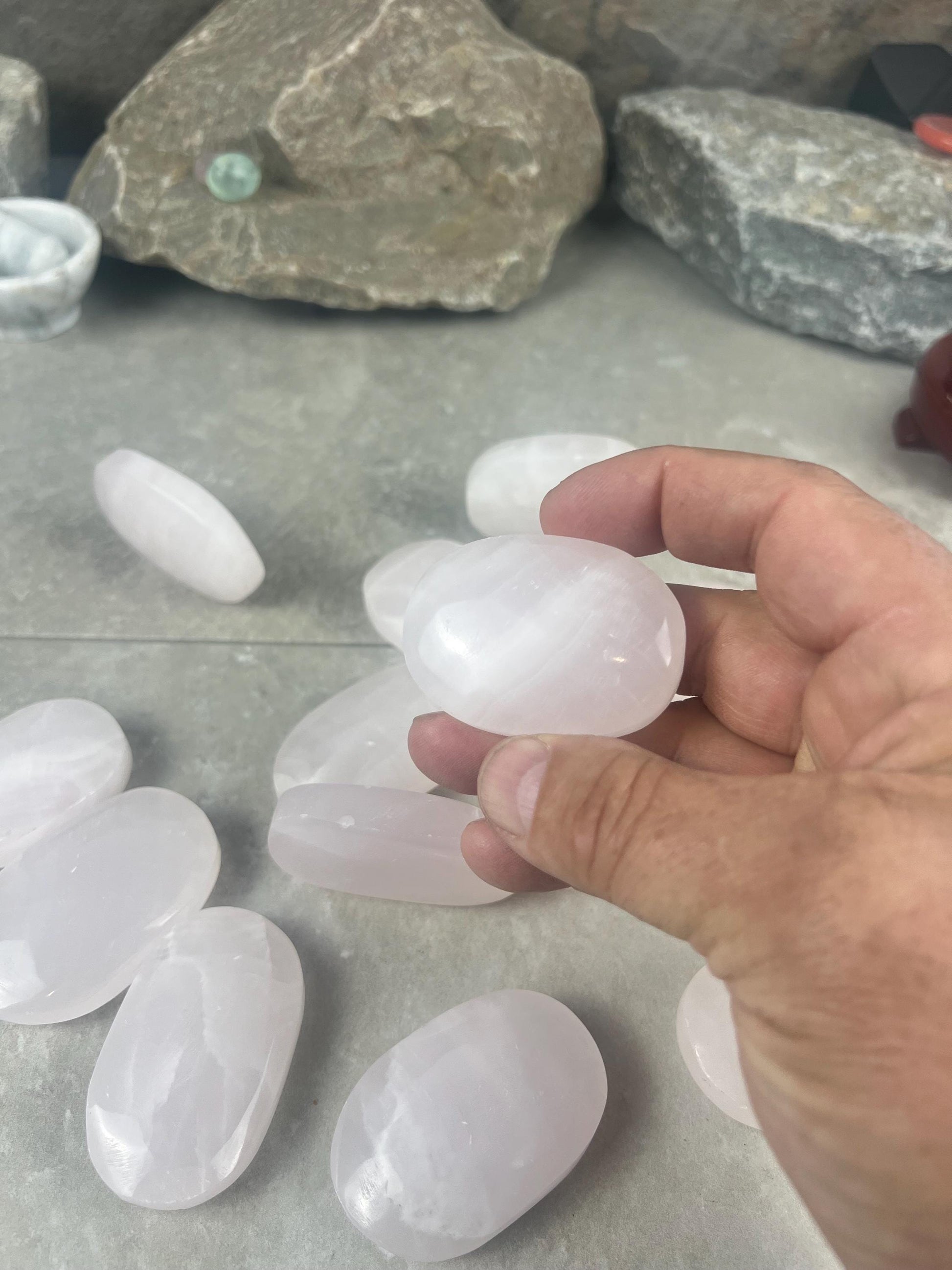 Mangano Calcite Palm Stone Polished Crystal for Meditation & Anxiety Relief Home Decor Worry Pocket Stress Anxiety Palm Stone