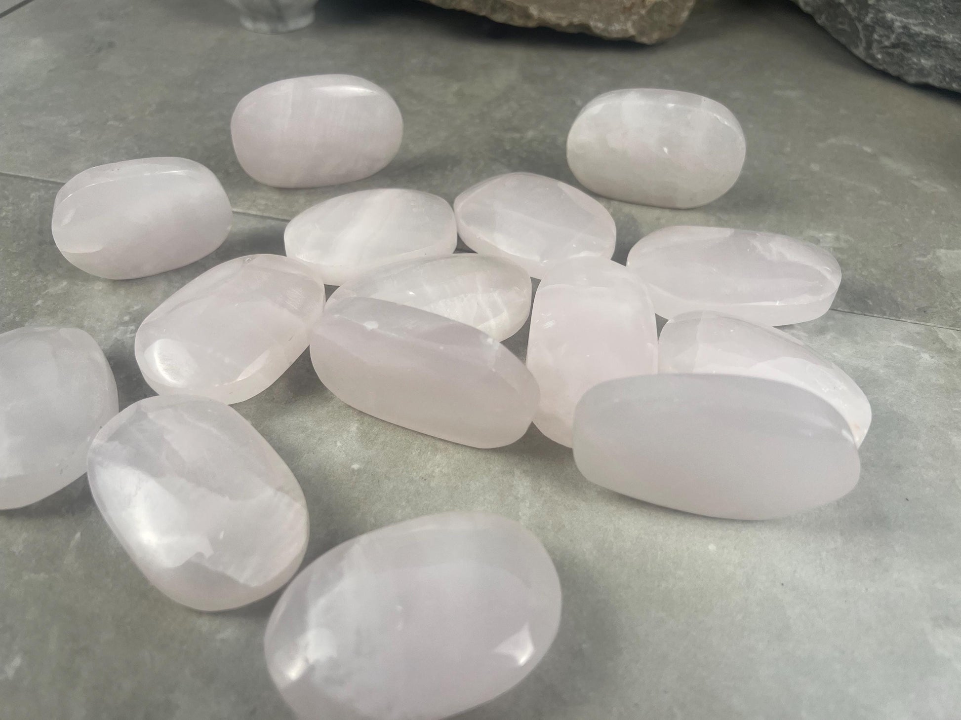 Mangano Calcite Palm Stone Polished Crystal for Meditation & Anxiety Relief Home Decor Worry Pocket Stress Anxiety Palm Stone