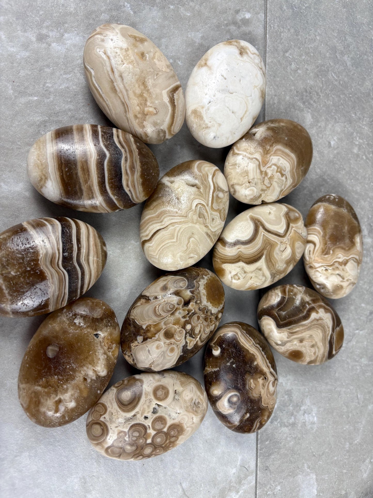 Caramel Quartz Calcite Polished Crystal for Anxiety & Focus Home Decor Worry Pocket Stress Anxiety Palm Stone