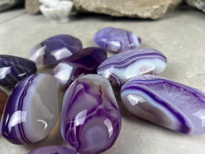 Uruguay Lilac Sardonyx Natural Crystal Palm Stone Worry Anxiety Distraction Pocket Stone Home Decor Worry Pocket Stress Anxiety Palm Stone