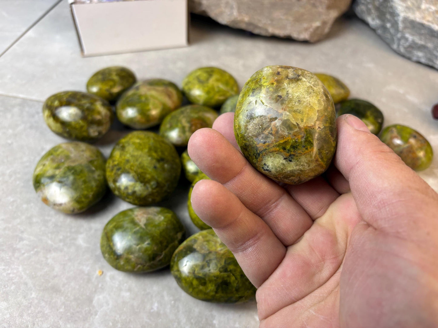 Green Opal Palm Stone Smooth Polished Carved Crystal for Distraction Worry Stress Home Decor Gift Christmas Meditation Pocket Relief