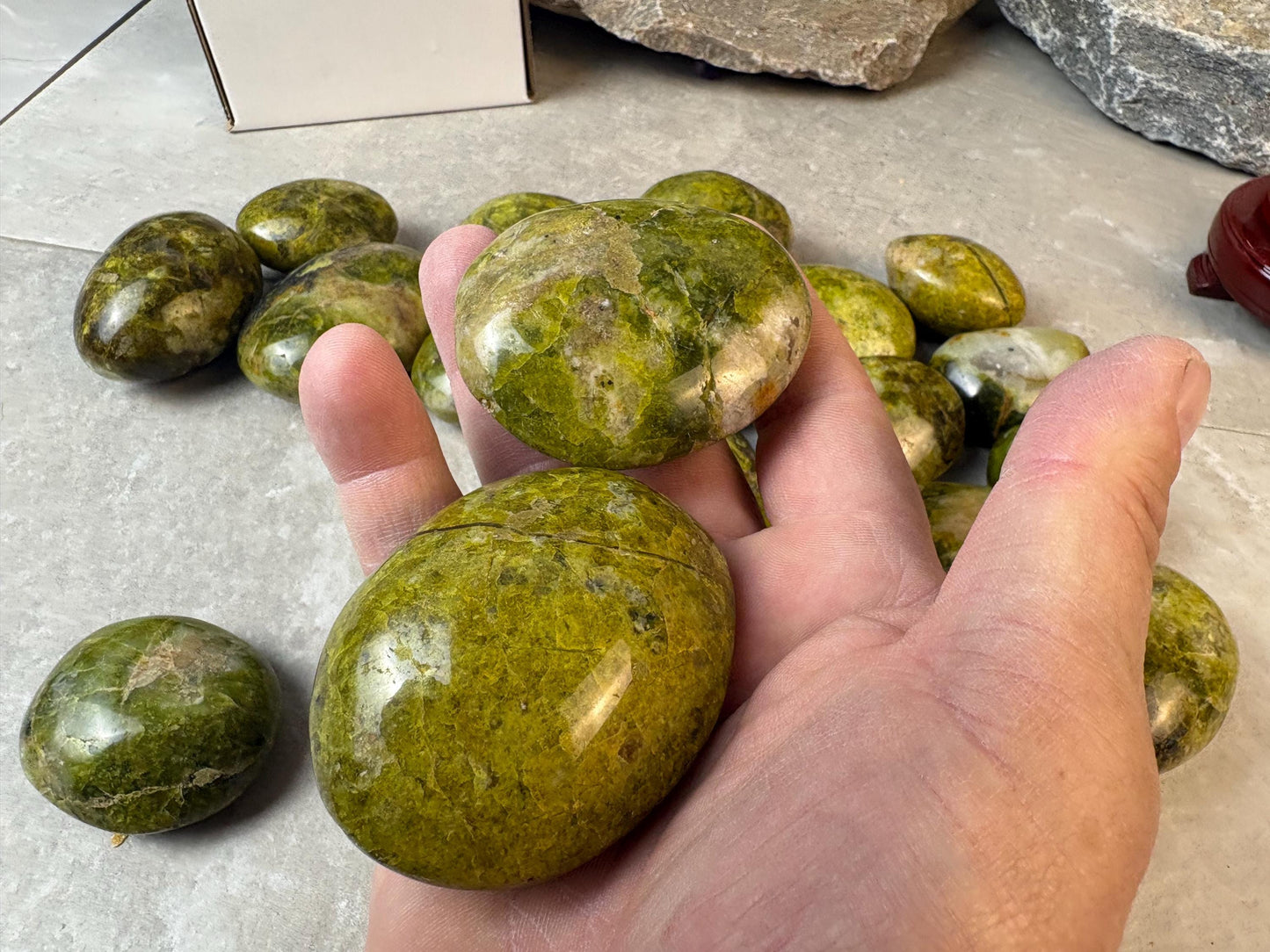 Green Opal Palm Stone Smooth Polished Carved Crystal for Distraction Worry Stress Home Decor Gift Christmas Meditation Pocket Relief