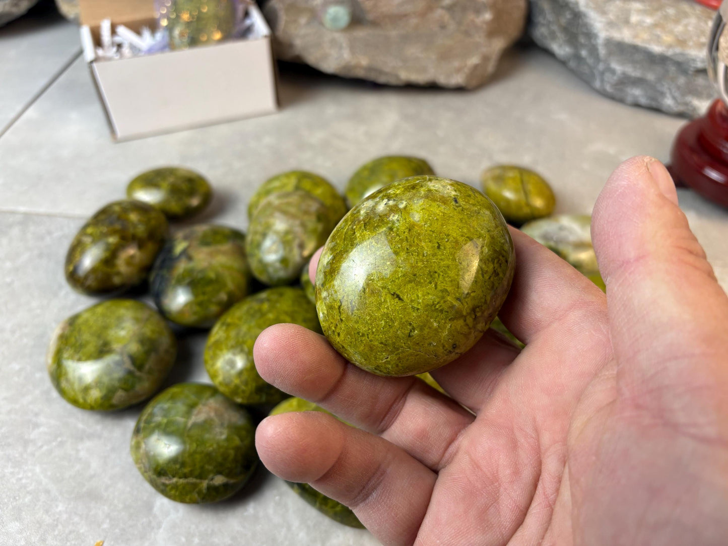 Green Opal Palm Stone Smooth Polished Carved Crystal for Distraction Worry Stress Home Decor Gift Christmas Meditation Pocket Relief