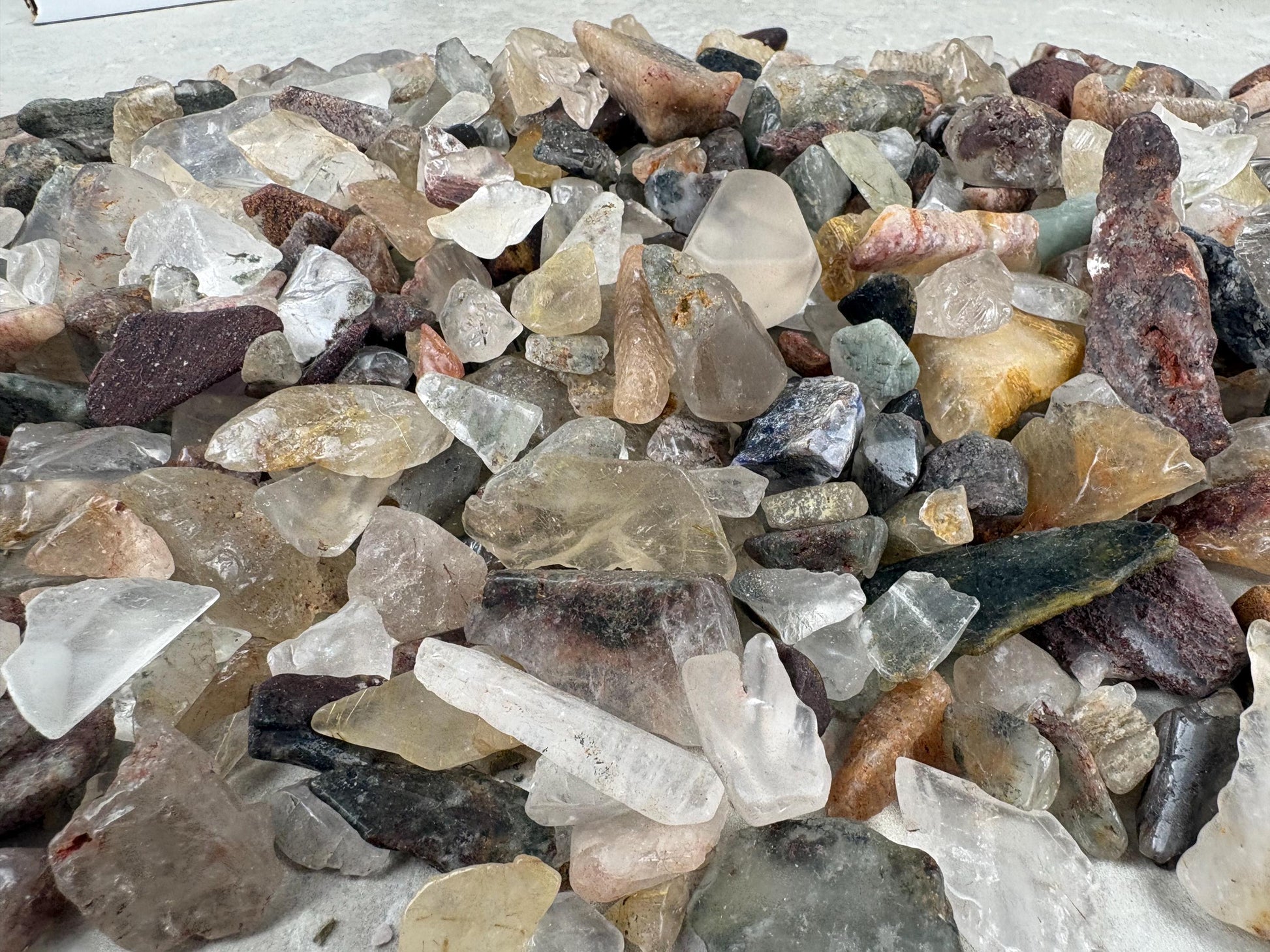 Shredded Chini Khadan India Thousand Layer Quartz Palm Stone Anxiety Relief Meditation Gift Home Decor Worry Pocket Stress Anxiety Palm