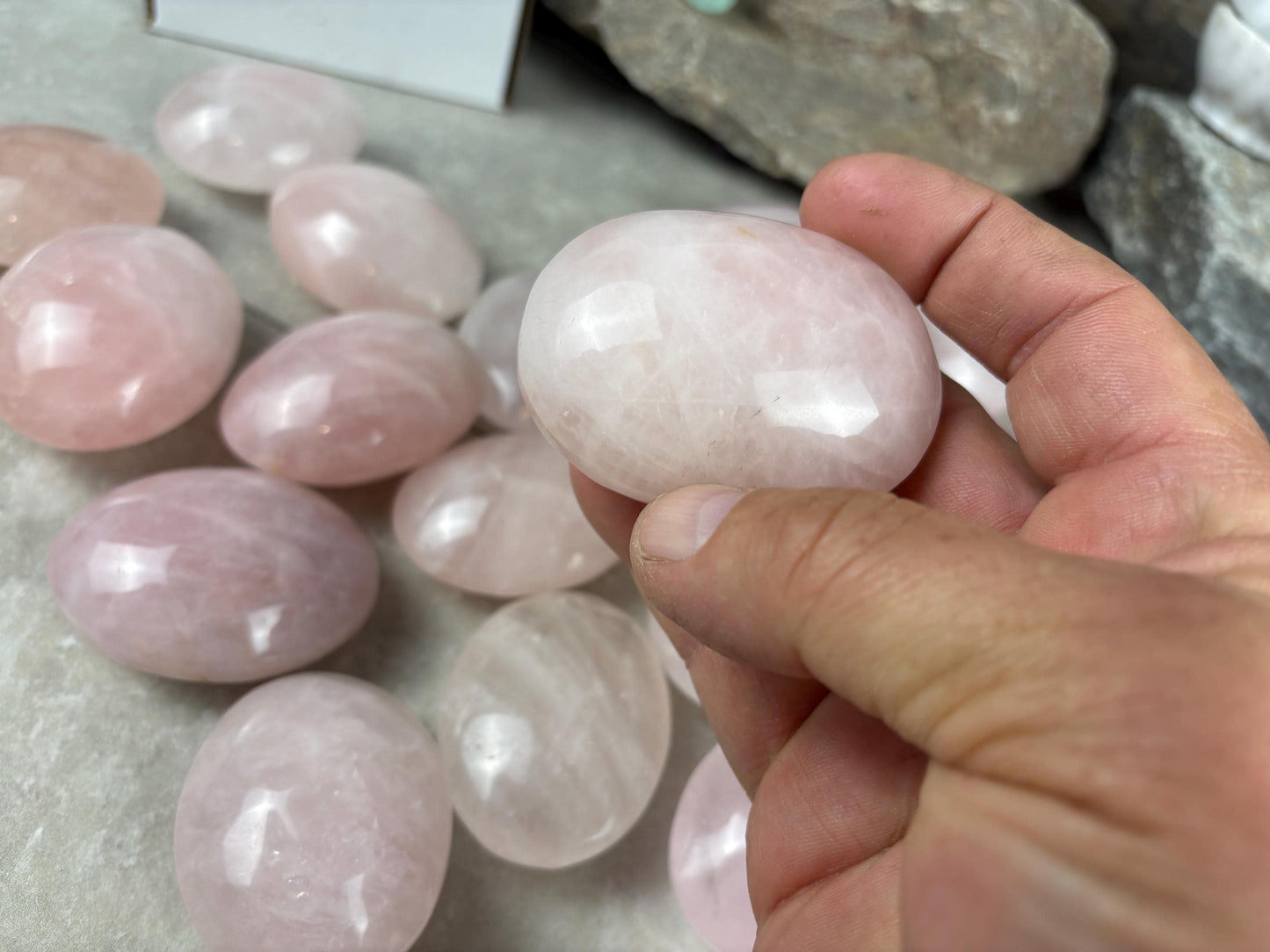 Small Batch Odisha India Rose Quartz Palm Stones Polished Natural Crystal Polished Worry Home Decor Anxiety Pocket Distraction Birthday Gift