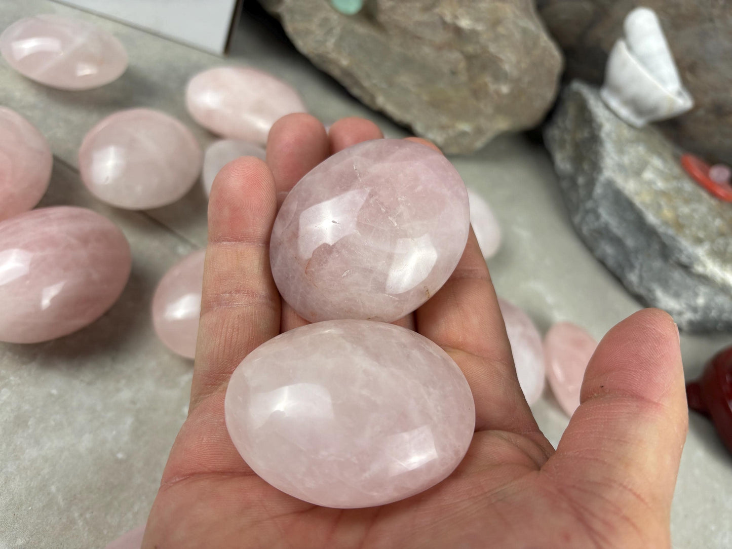 Small Batch Odisha India Rose Quartz Palm Stones Polished Natural Crystal Polished Worry Home Decor Anxiety Pocket Distraction Birthday Gift