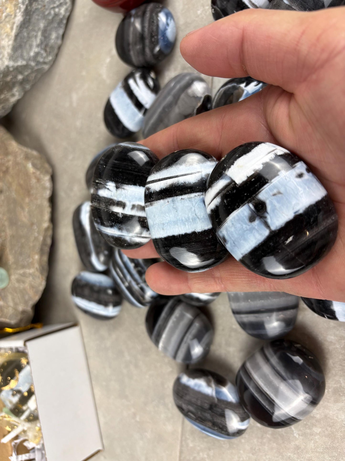 Oregon Blue Owyhee Opal Palm Stone Natural Crystal Polished Worry Decor Anxiety Pocket Distraction Meditation Christmas Worry Gift Jewellry