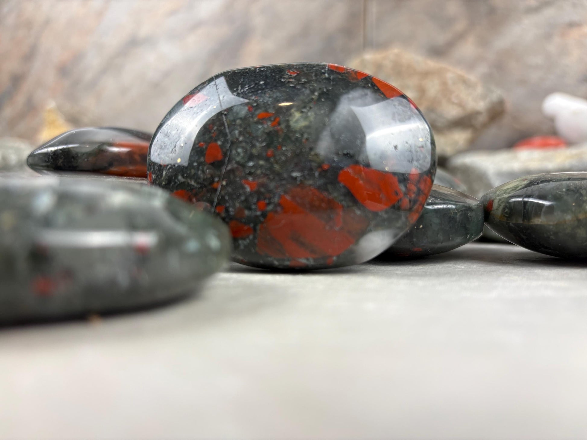 Gujarat Peshwa Heliotrope India Blood Stone Palm Stone Polished Worry Stone Home Decor Anxiety Pocket Gift Worry Pocket Stress Birthday
