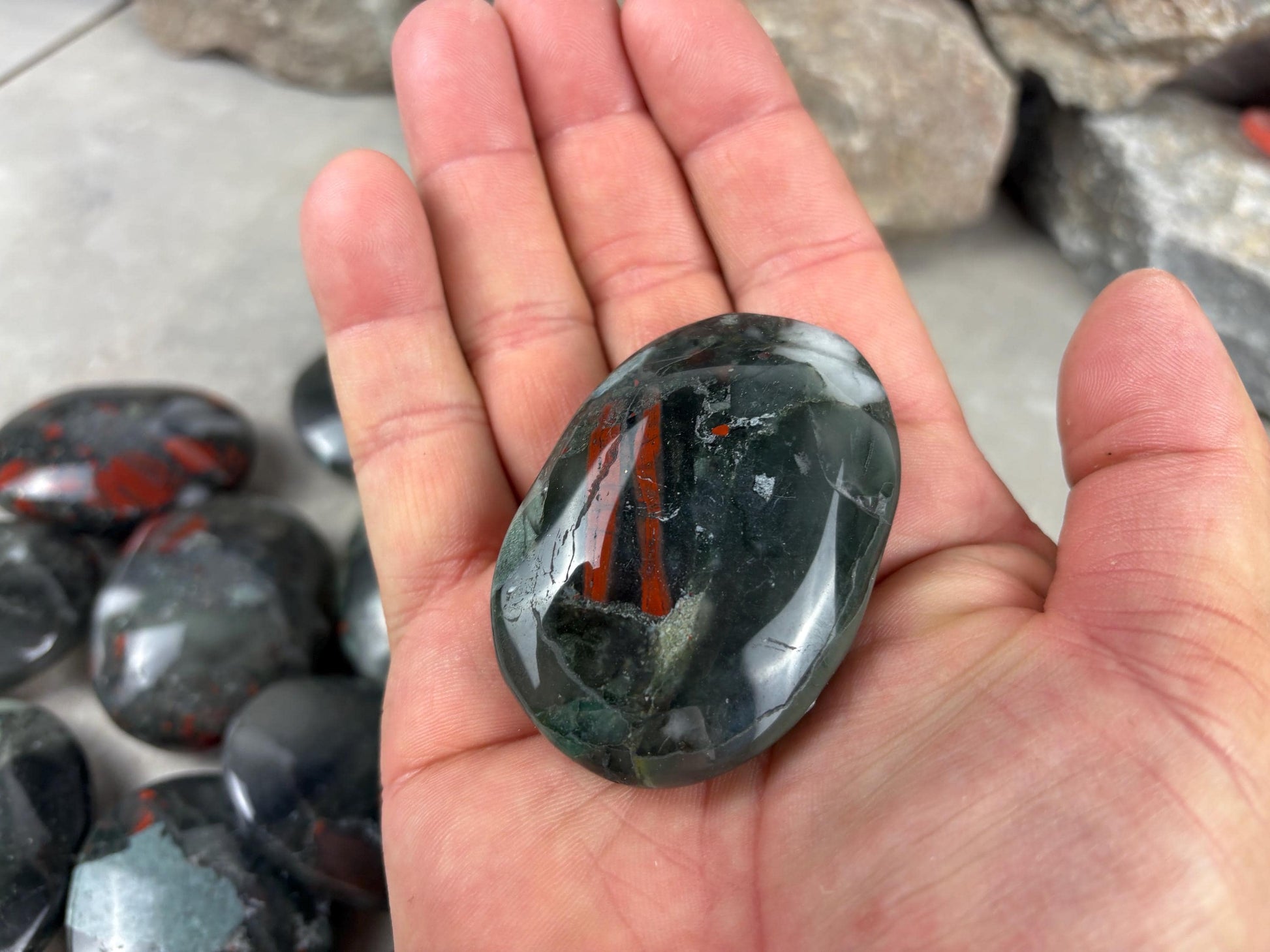 Gujarat Peshwa Heliotrope India Blood Stone Palm Stone Polished Worry Stone Home Decor Anxiety Pocket Gift Worry Pocket Stress Birthday