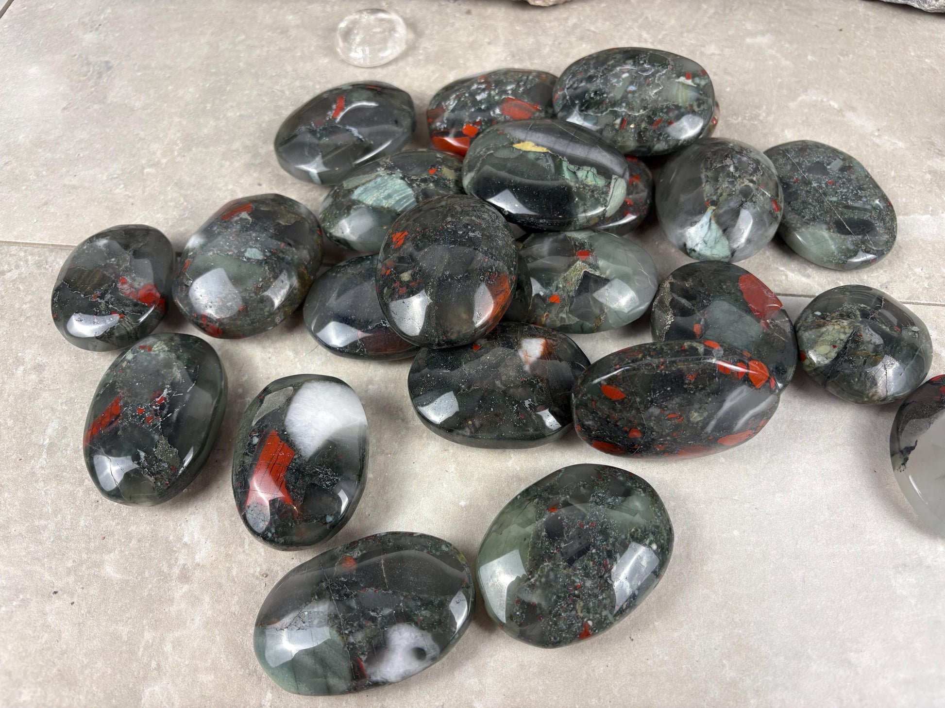 Gujarat Peshwa Heliotrope India Blood Stone Palm Stone Polished Worry Stone Home Decor Anxiety Pocket Gift Worry Pocket Stress Birthday
