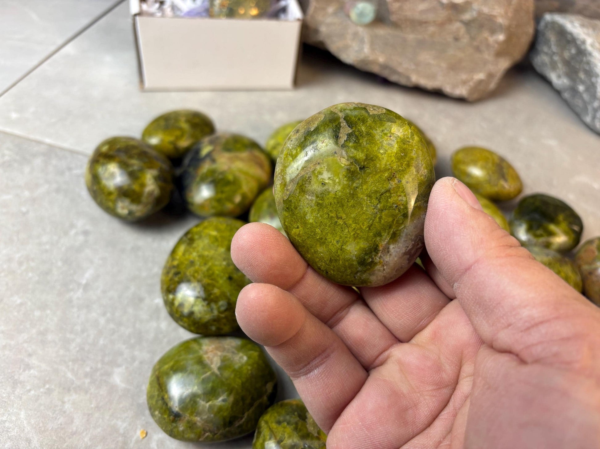 Green Opal Palm Stone Smooth Polished Carved Crystal for Distraction Worry Stress Home Decor Gift Christmas Meditation Pocket Relief