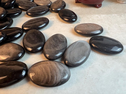High Shimmer Nevada Silver Obsidian Palm Stone Worry Stone Home Decor Stress Pocket Anxiety Birthday Gift Christmas Meditation Crystal Charm