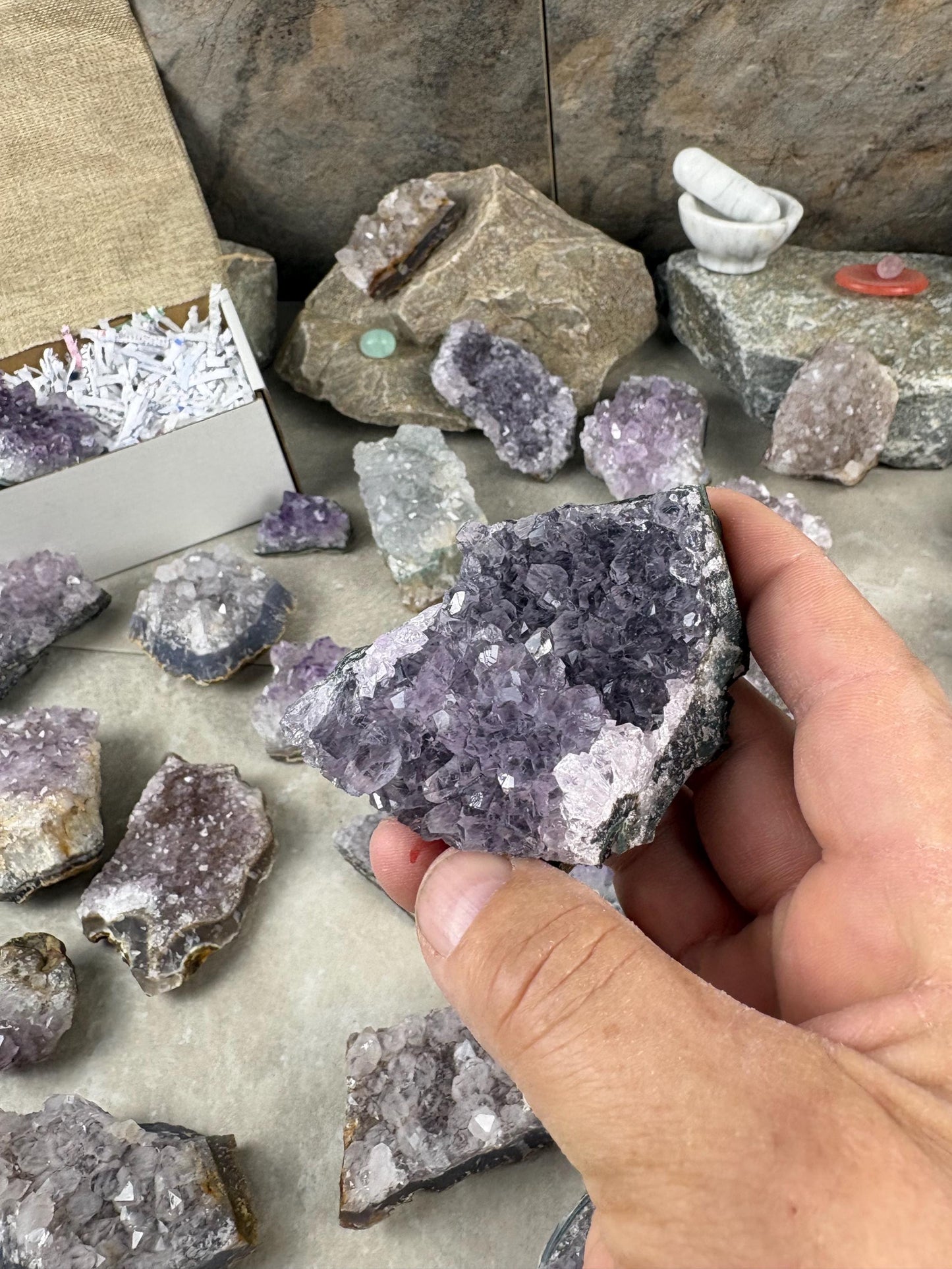 Brazil Amethyst Geode Frag Bedside Cluster Natural Crystal Worry Anxiety Distraction Stone Home Decor Worry Pocket Stress Anxiety Altar