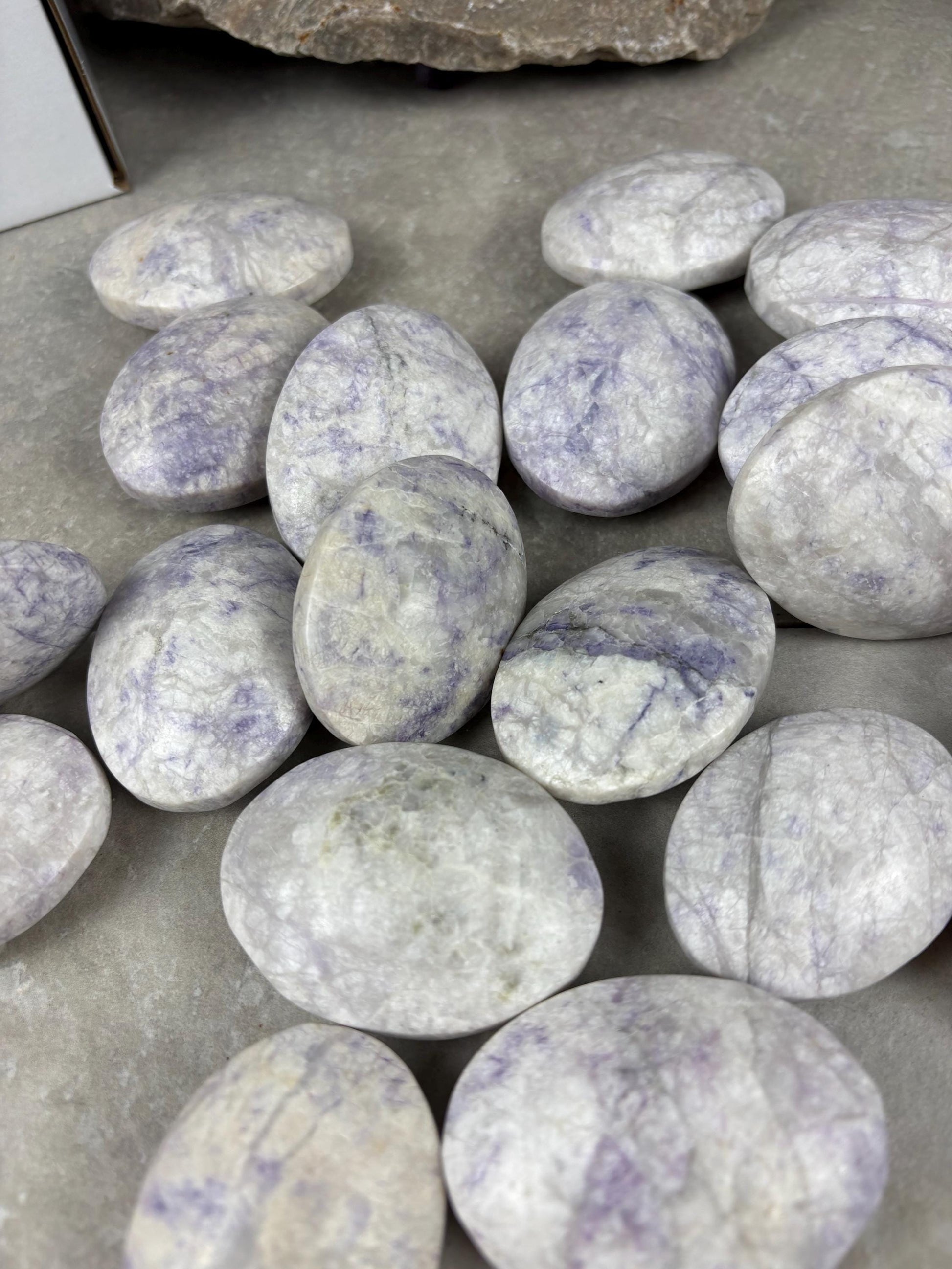 Nevada Tiffany Stone Bertrandite Natural Crystal Gift Stone Worry Anxiety Distraction Pocket Home Decor Worry Pocket Stress Anxiety Palm