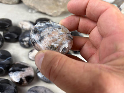 Black Flower Agate Palm Stone: Anxiety Relief Meditation Gift Home Decor Worry Pocket Stress Anxiety Meditation Worry Anxiety Distraction