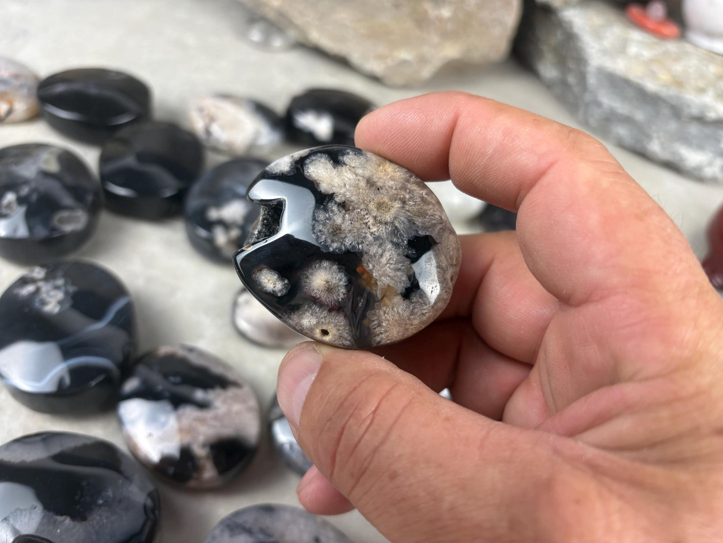 Black Flower Agate Palm Stone: Anxiety Relief Meditation Gift Home Decor Worry Pocket Stress Anxiety Meditation Worry Anxiety Distraction