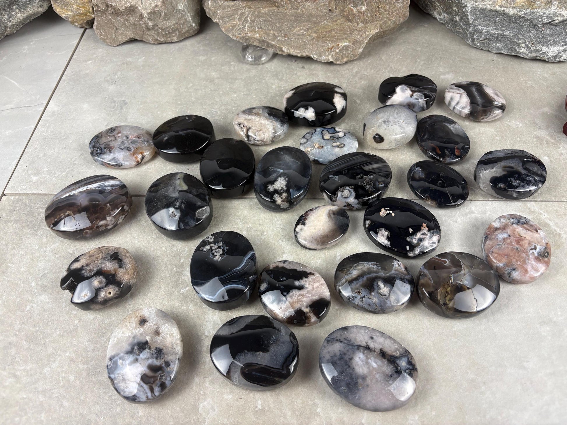 Black Flower Agate Palm Stone: Anxiety Relief Meditation Gift Home Decor Worry Pocket Stress Anxiety Meditation Worry Anxiety Distraction
