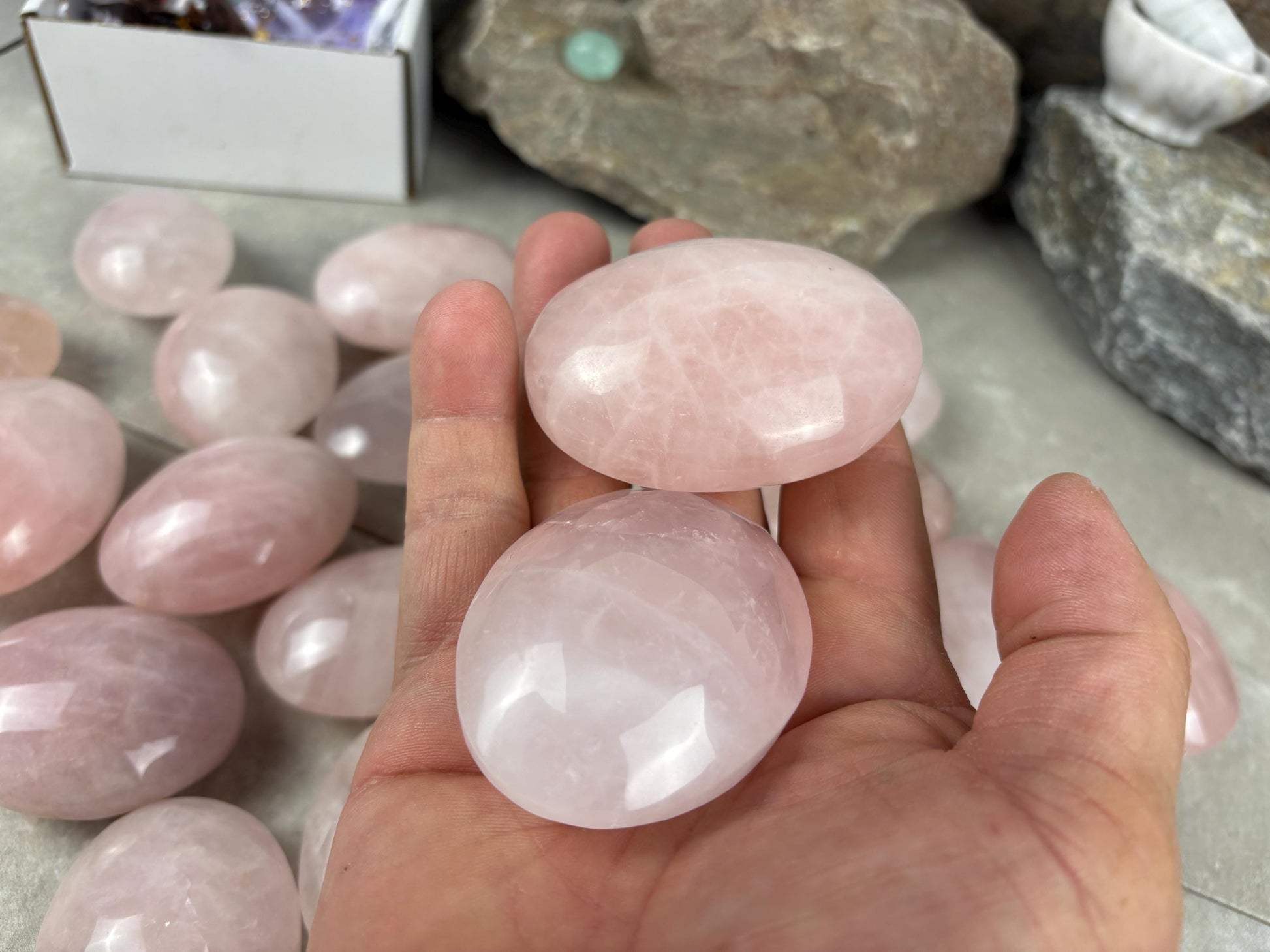 Small Batch Odisha India Rose Quartz Palm Stones Polished Natural Crystal Polished Worry Home Decor Anxiety Pocket Distraction Birthday Gift