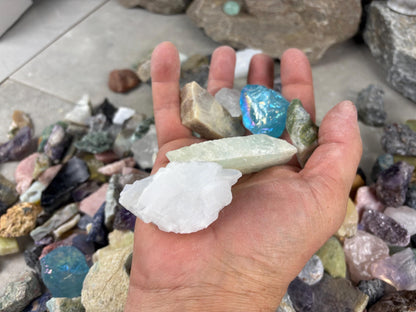 Raw Crystal Confetti Glass Arts and Crafts Home Decor Gift Birthday Stone Worry Meditation Christmas Quartz Kunzite Jade Zoisite Calcite