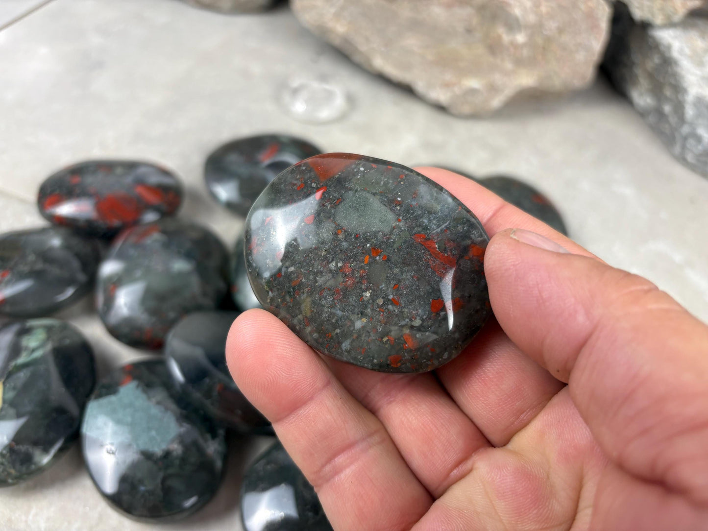 Gujarat Peshwa Heliotrope India Blood Stone Palm Stone Polished Worry Stone Home Decor Anxiety Pocket Gift Worry Pocket Stress Birthday