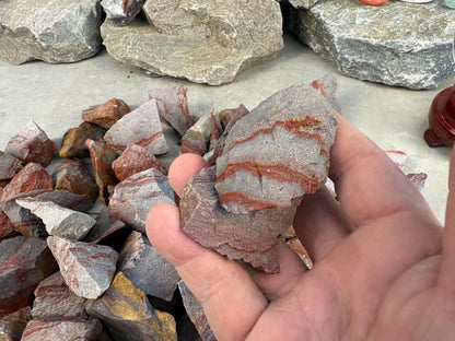 Raw Pyrophyllite Natural Raw Home Decor Arts Crafts Carved Crystal Holiday Home Decor Birthday Worry Anxiety Pocket Stone