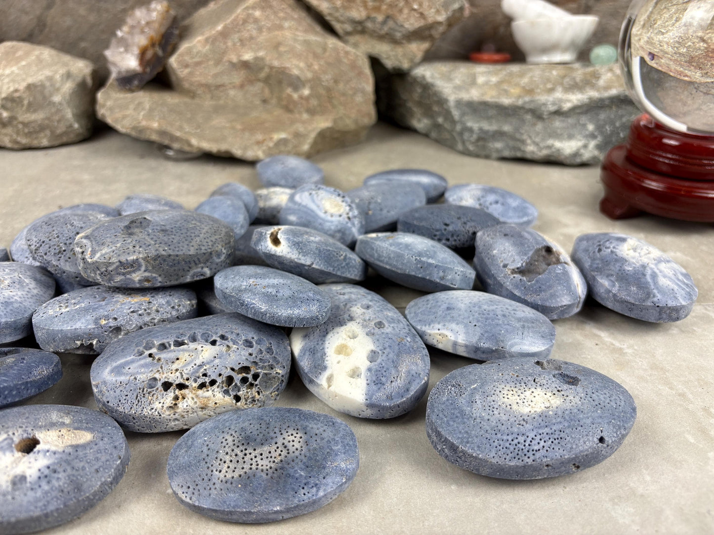 Japan Blue Coral Palm Stone Crystal Anxiety Relief Meditation Stone Xmas Gift Home Decor Worry Pocket Stress Anxiety Birthday Stress Relief