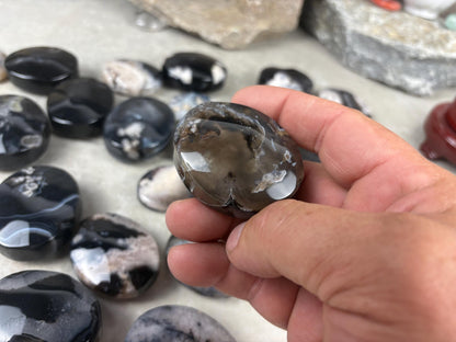 Black Flower Agate Palm Stone: Anxiety Relief Meditation Gift Home Decor Worry Pocket Stress Anxiety Meditation Worry Anxiety Distraction