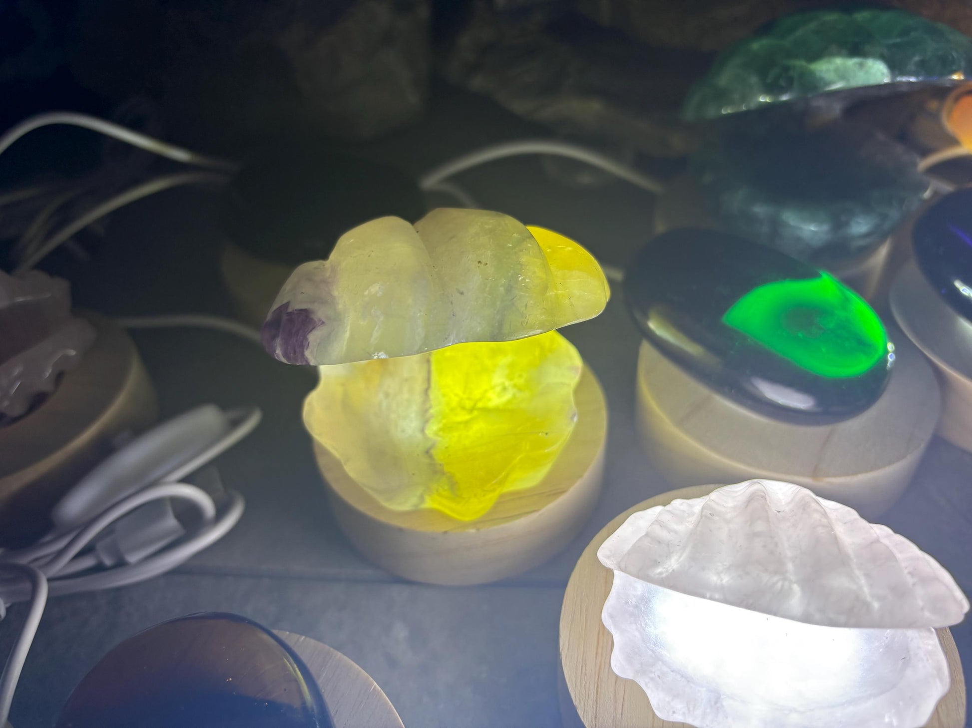Smelting Quartz with LED Nightlight Quartz Palm Stone Smelting Rose Natural Polished Home Decor Anxiety Worry Calm Meditation Christmas Gif