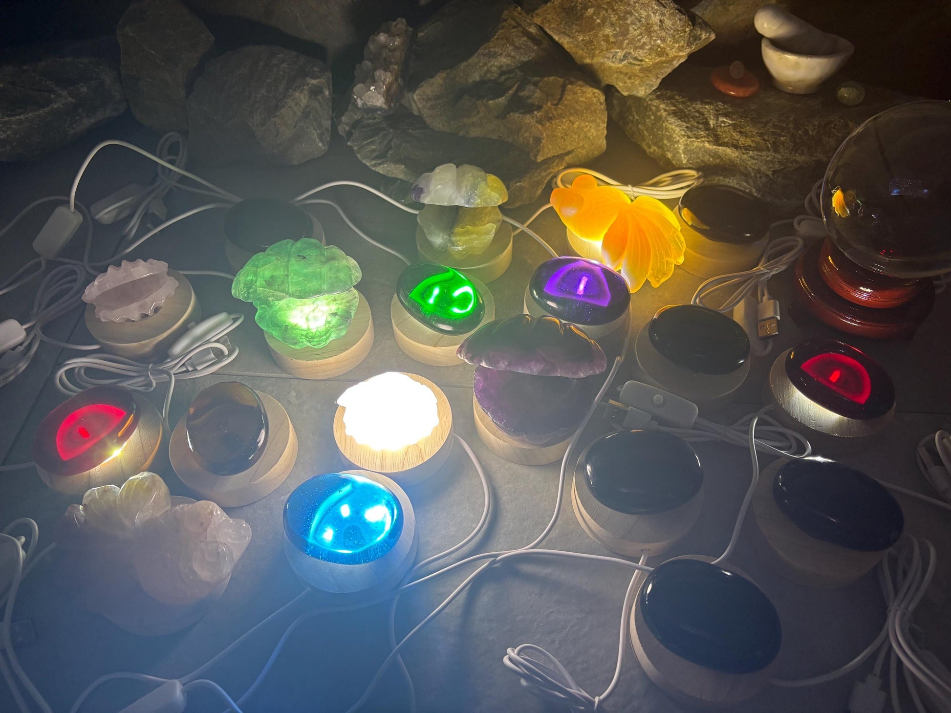 Smelting Quartz with LED Nightlight Quartz Palm Stone Smelting Rose Natural Polished Home Decor Anxiety Worry Calm Meditation Christmas Gif