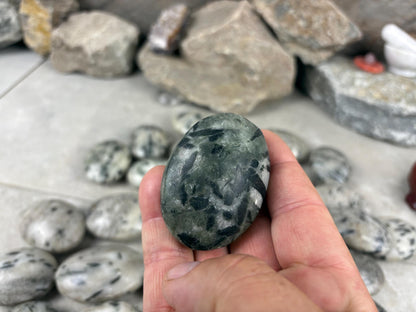 Green Tourmaline Palm Stone Natural Crystal Polished Worry Stone Home Decor Anxiety Pocket Distraction Meditation Gift Birthday Christmas