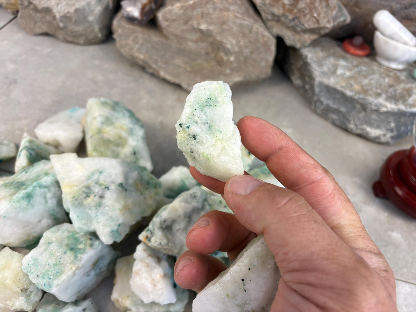 Peruvian Chrysocolla in Quartz Raw Stone Palm Stone Arts and Crafts Birthday Crystal for Anxiety Relief Home Decor Worry Pocket Anxiety Gift