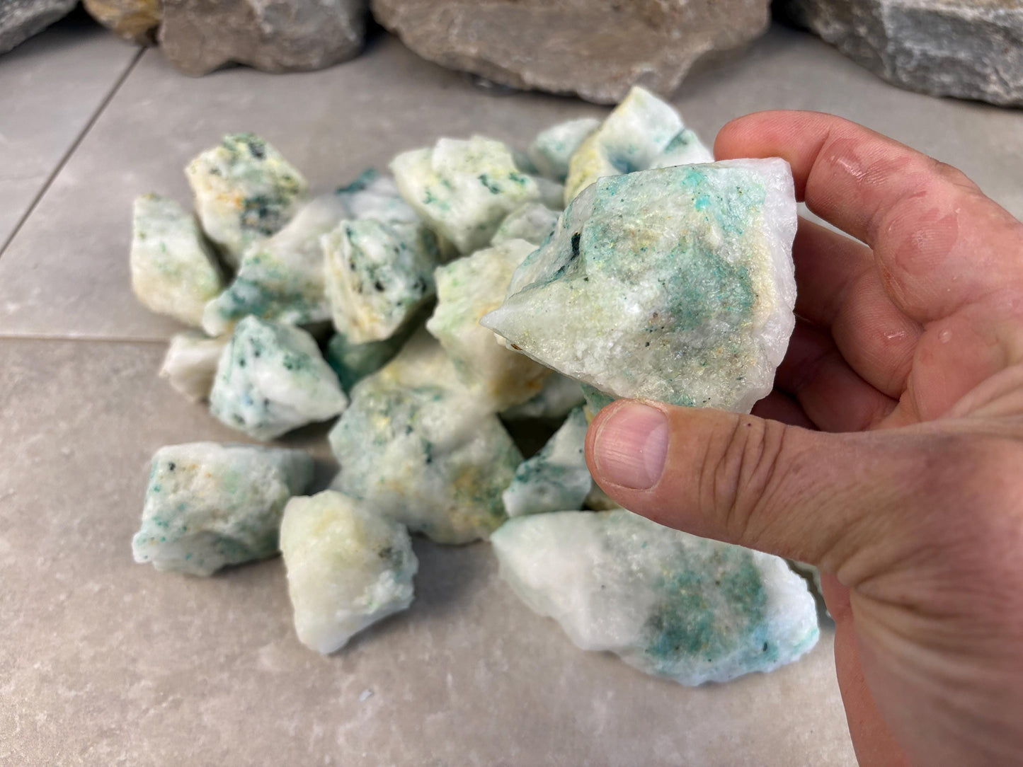 Peruvian Chrysocolla in Quartz Raw Stone Palm Stone Arts and Crafts Birthday Crystal for Anxiety Relief Home Decor Worry Pocket Anxiety Gift