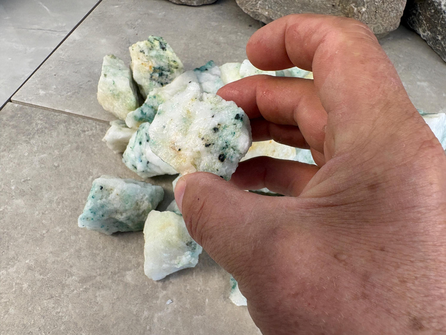 Peruvian Chrysocolla in Quartz Raw Stone Palm Stone Arts and Crafts Birthday Crystal for Anxiety Relief Home Decor Worry Pocket Anxiety Gift