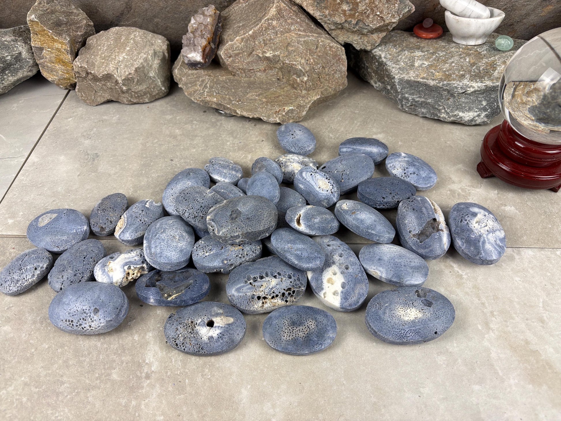 Japan Blue Coral Palm Stone Crystal Anxiety Relief Meditation Stone Xmas Gift Home Decor Worry Pocket Stress Anxiety Birthday Stress Relief